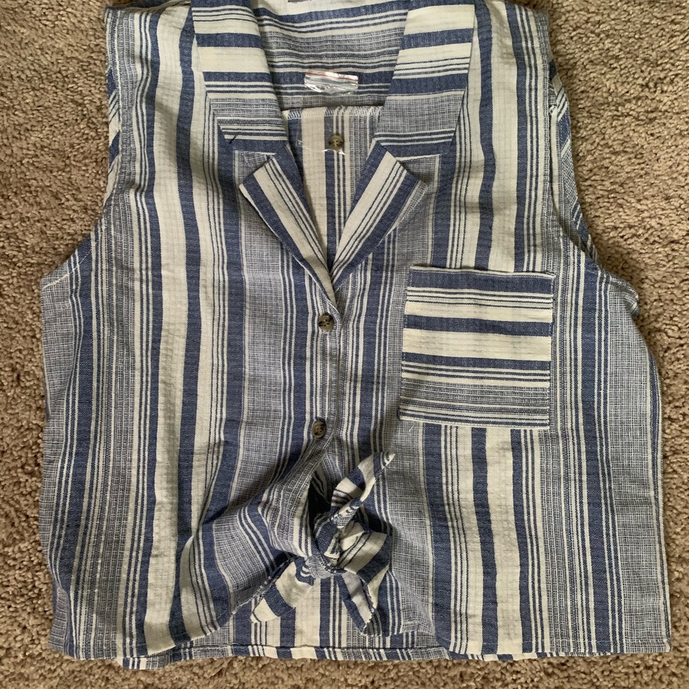 Cute summer linen croptop